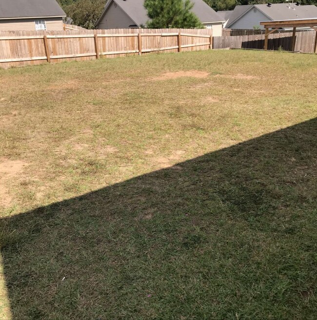 Foto del edificio - 1106 Moss Hill Dr