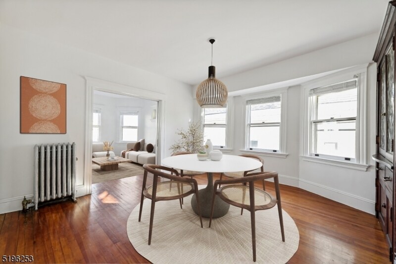 Foto principal - 4 Hawthorne Pl
