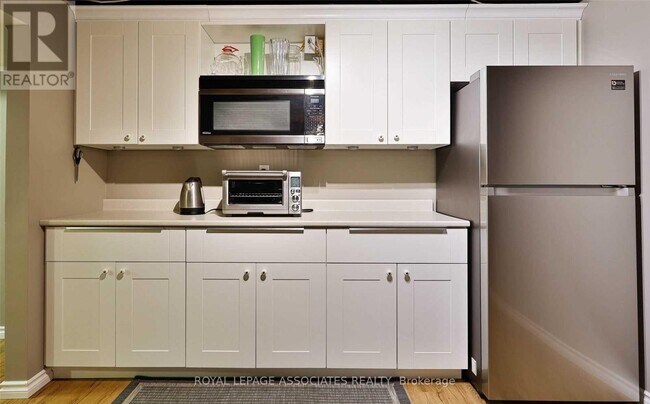 Photo du bâtiment - 166 Lynnbrook Dr