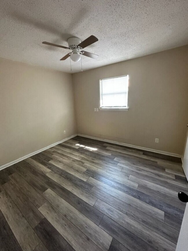 Foto del edificio - 2217 Lowden St