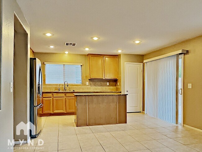 Foto del edificio - 60 Foxworth Ct