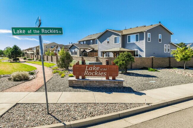Building Photo - Upgraded Ranch Home in Lake of the Rockies...