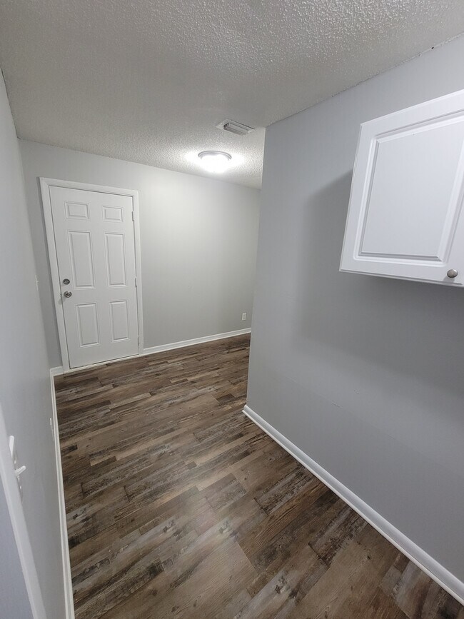 Foto del edificio - 8386 64th Ave