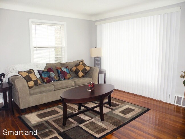 Building Photo - 3 br, 1 bath House - 13200 Orme Road