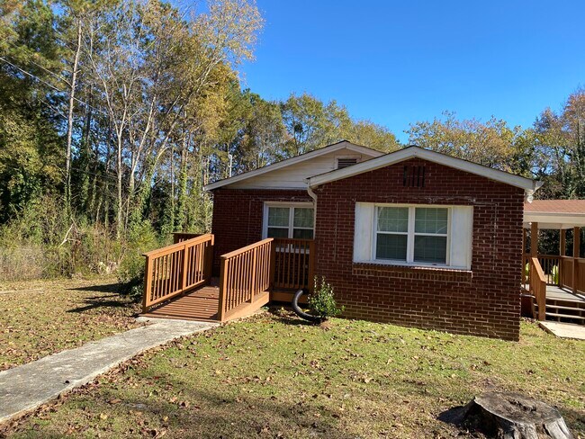 Building Photo - 5380 Lacey Ave