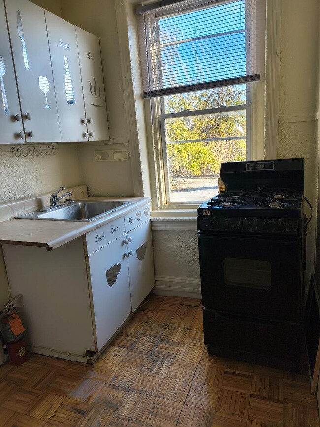 Foto del edificio - 250 Apsley St