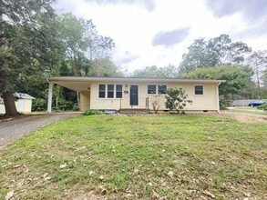 Building Photo - 105 Louisa St