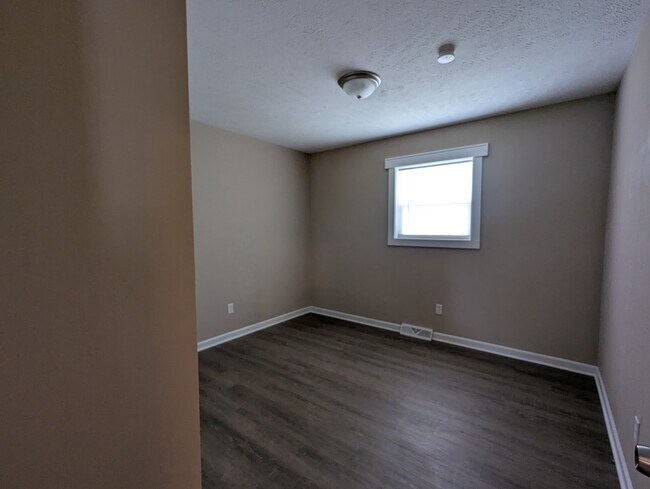 Foto del edificio - 743 E Mcclernon St