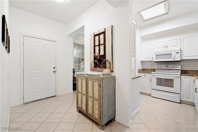 Building Photo - 2345 Carrington Ct