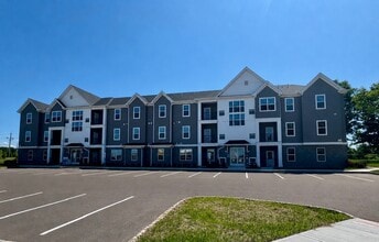 Building Photo - 1107 John Vanzandt Dr
