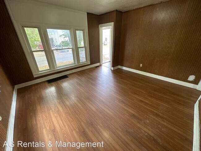 Building Photo - 3 br, 2 bath House - 514 Mechanic St