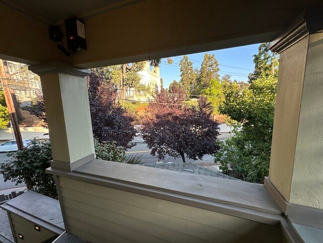 Building Photo - 2755 Vallecito Pl