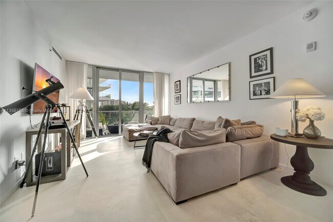 Foto del edificio - 801 South Pointe Dr