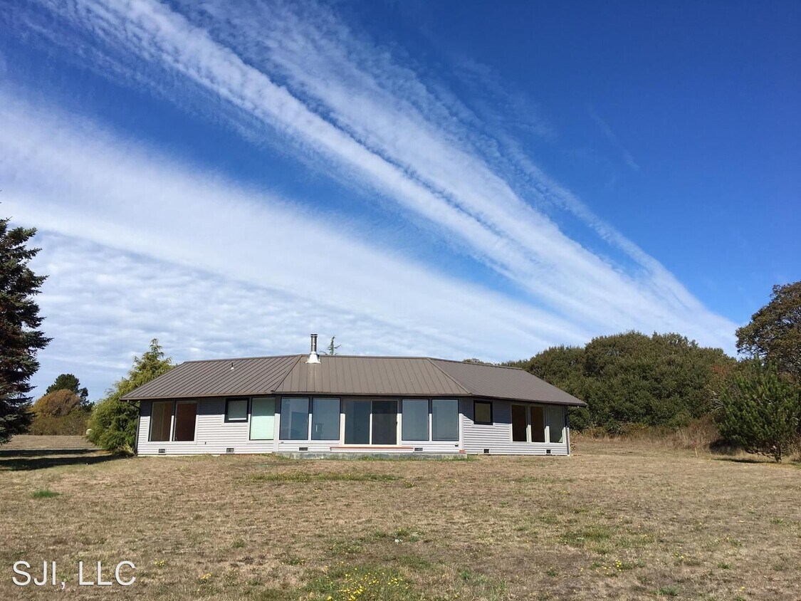 Primary Photo - 2 br, 2 bath House - 411 Eagle Cove Road