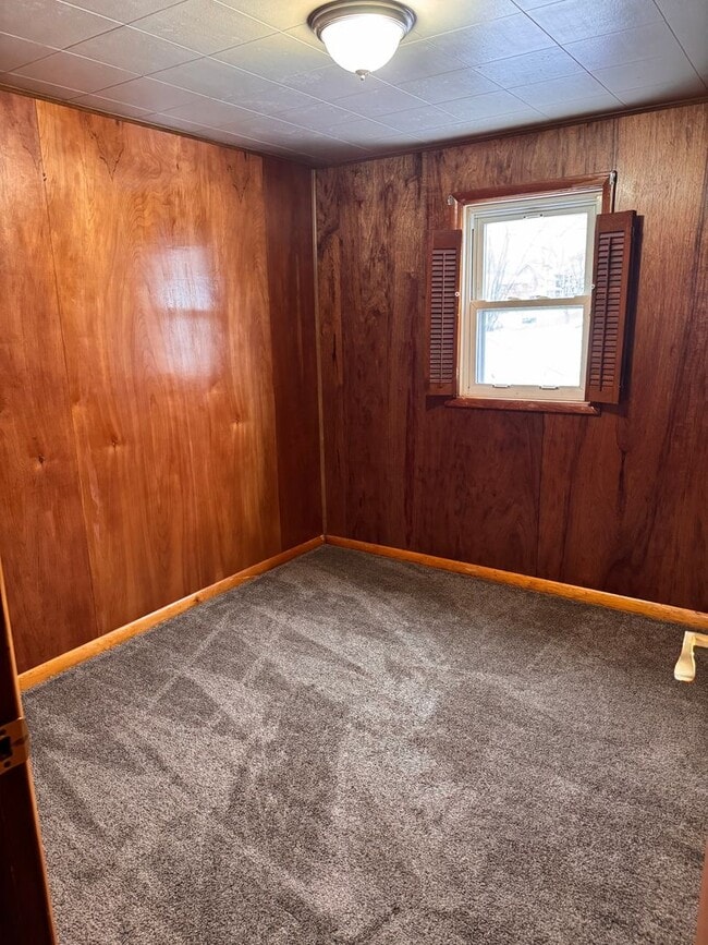 Building Photo - 519 Emerson Ave