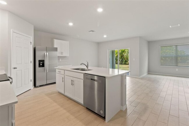 Building Photo - 16073 Hesta Misty Ct