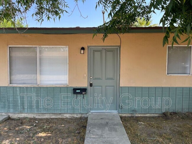 Building Photo - 397 S Valencia Blvd