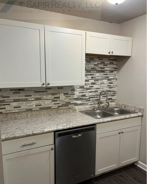 Building Photo - 5883 Lone Oak Dr SW