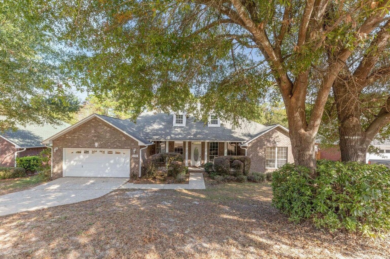 Foto principal - 238 Foxchase Way