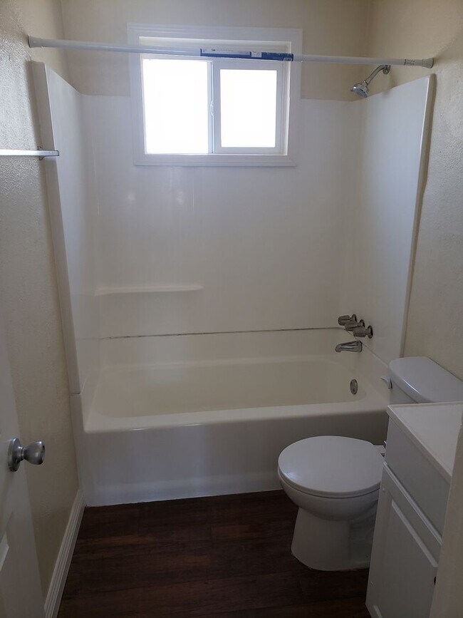 Foto del edificio - 1 bedroom 1 bath - MOVE IN SPECIAL- 1 MONTH FREE