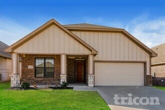 Building Photo - 10316 Ft Teran Trl