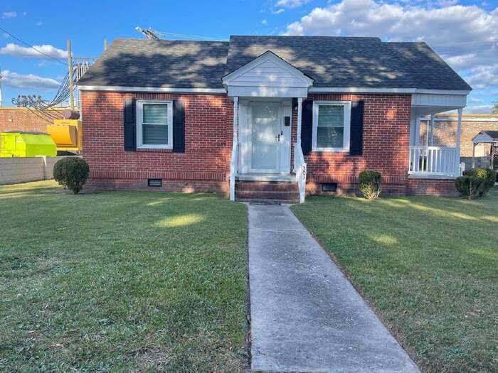 Primary Photo - 2 Bedroom 1 Bath