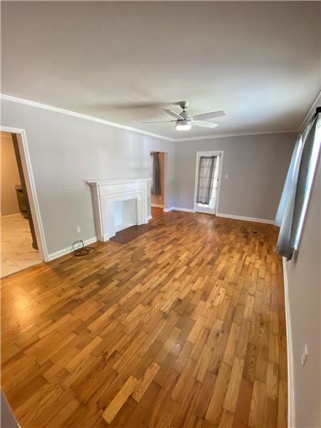 Foto del edificio - 2219 E 40th St