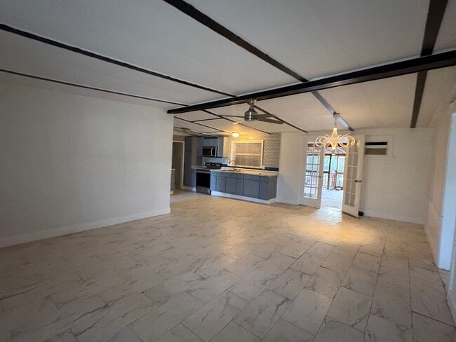 Foto del edificio - 4bed/3bath SFH Rent $1740/month ready May 2026