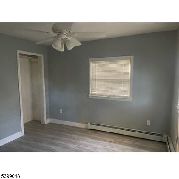 Foto del edificio - 24 Outlook Ave