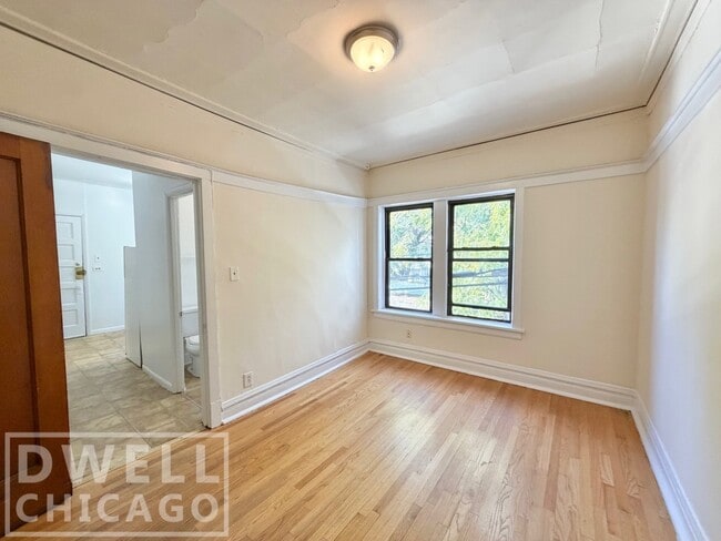 Building Photo - 2510 N Kedzie Blvd