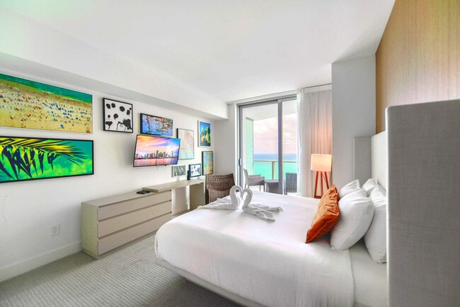 Building Photo - 4111 S Ocean Dr