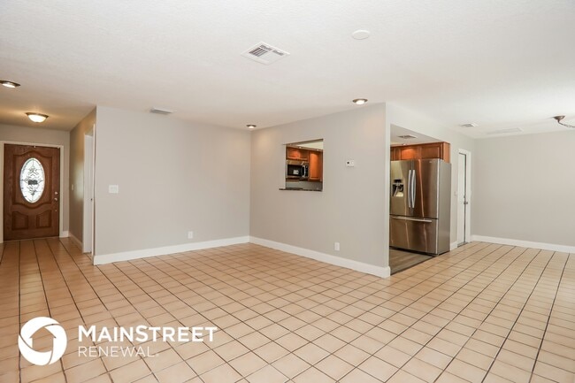 Building Photo - 3406 Ave Villandry