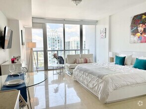 Building Photo - 485 Brickell Ave