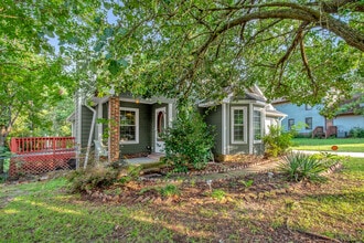 Building Photo - 130 Hickman Ct