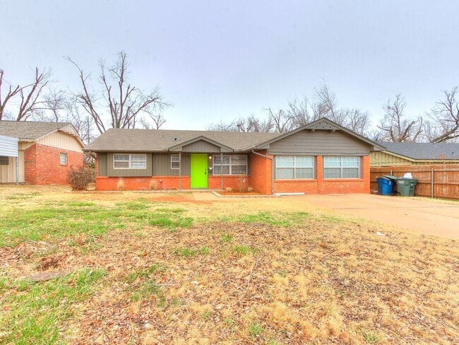 Photo - Spacious 4 bedroom in Edmond! House