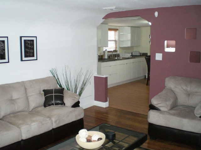 Building Photo - 86 Tobey St