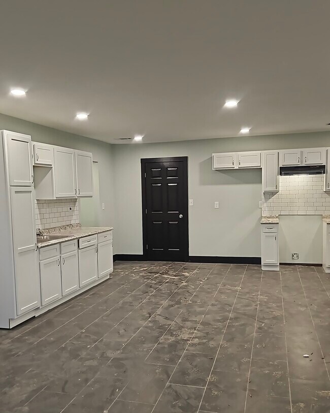 Foto del edificio - 1697 Baine Ave