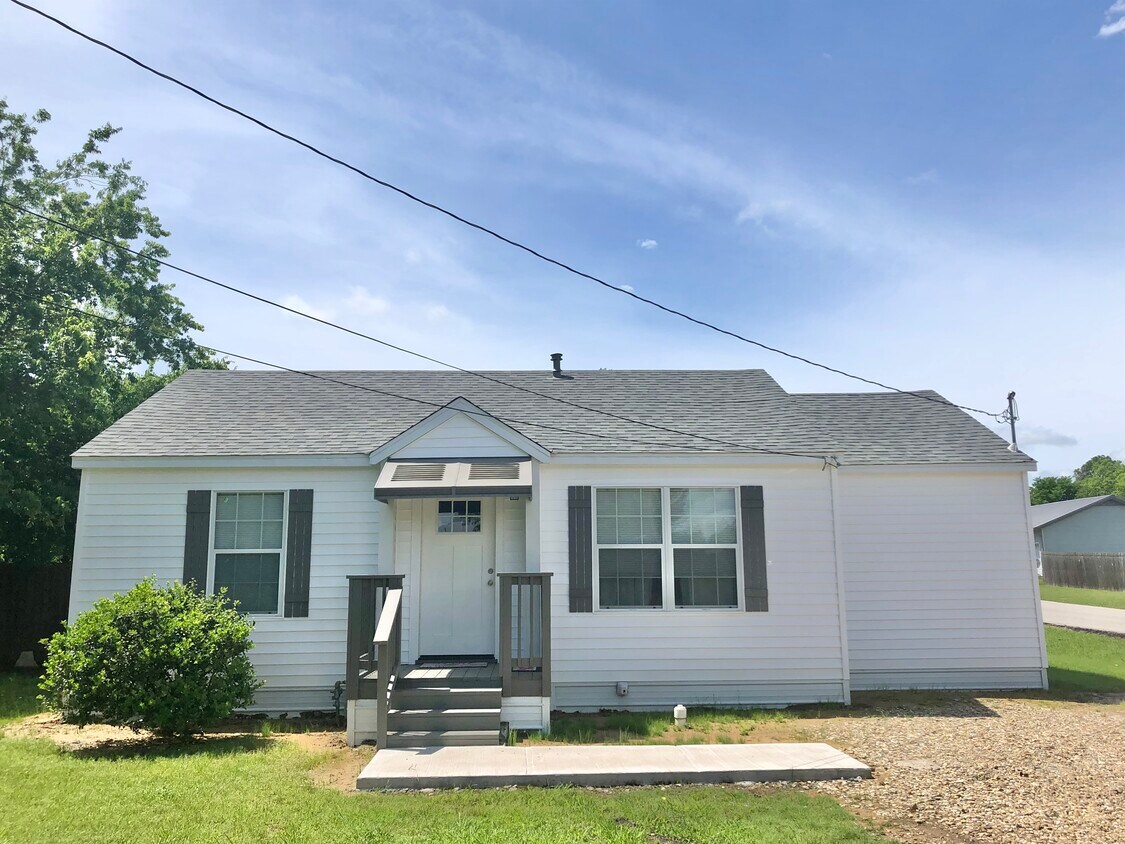 Foto del edificio - 3011 Poplar St