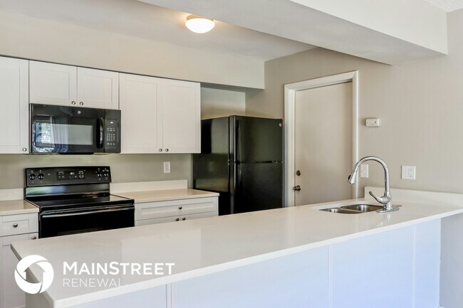 Foto del edificio - 2289 Crystalview Ct