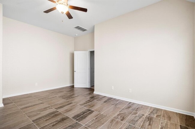 Building Photo - 155 Axlewood Ct