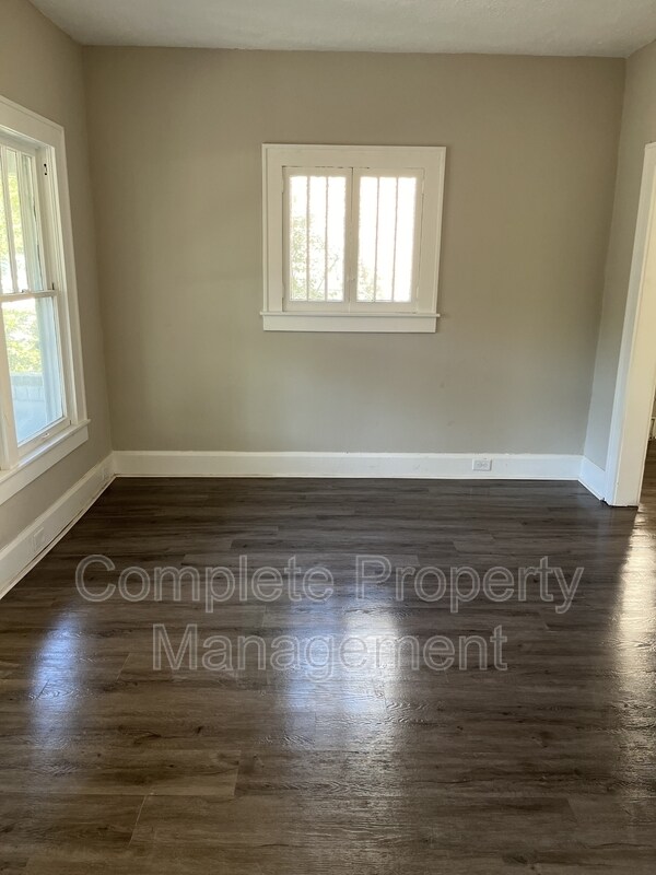 Foto del edificio - 1621 Woodland Ave SW