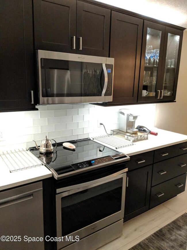 Foto del edificio - 3170 Ocean Shore Blvd