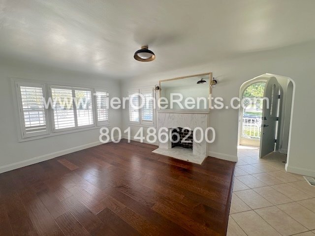 Foto del edificio - This property offers a NO DEPOSIT option a...