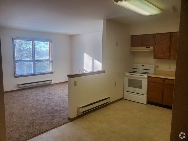 Building Photo - 220 Brookwood Dr