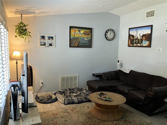 Foto del edificio - 7020 71st Ave N