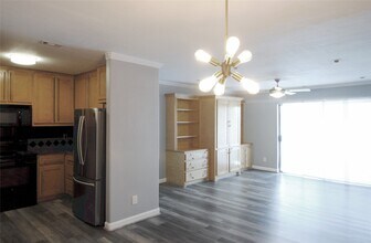 Building Photo - 8427 Hearth Dr