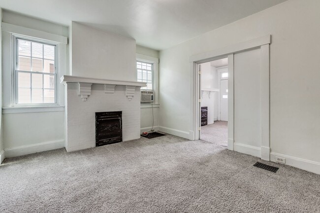 Photo - 275 Lelia St Apartment