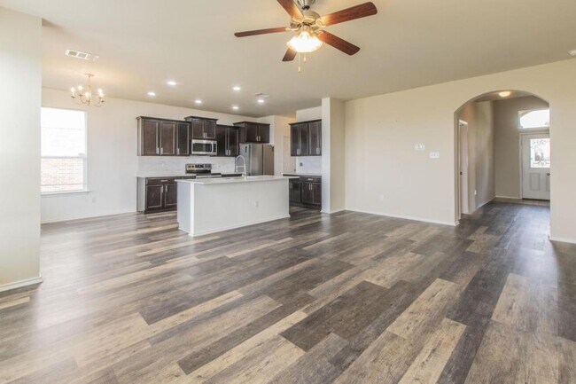 Foto del edificio - 3312 Cricklewood Drive