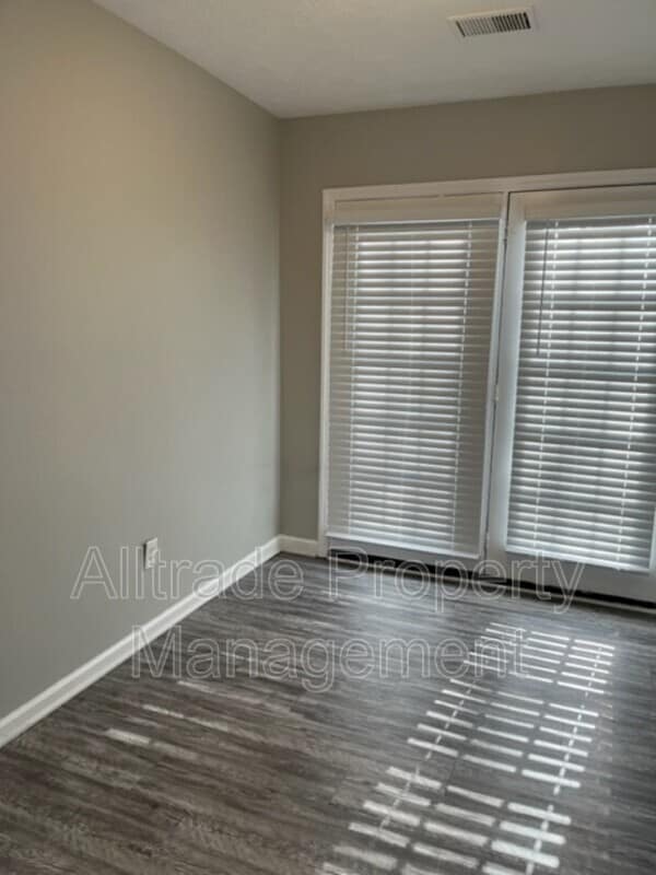 Building Photo - 2386 Sterlington Rd