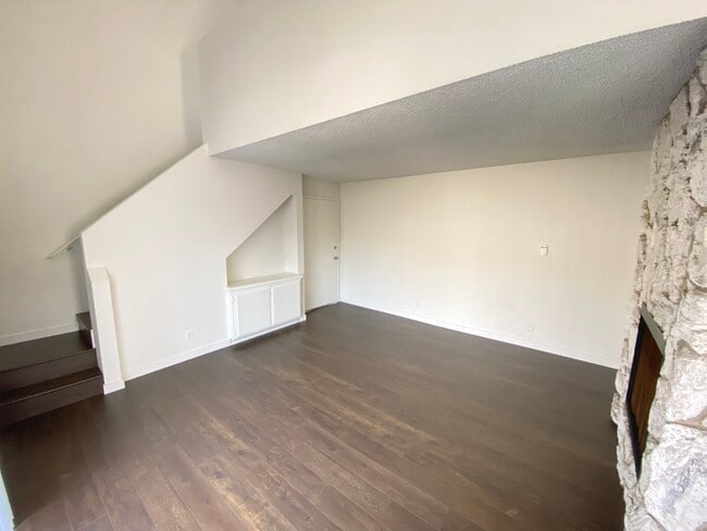 Building Photo - 3744 Delmas Ter